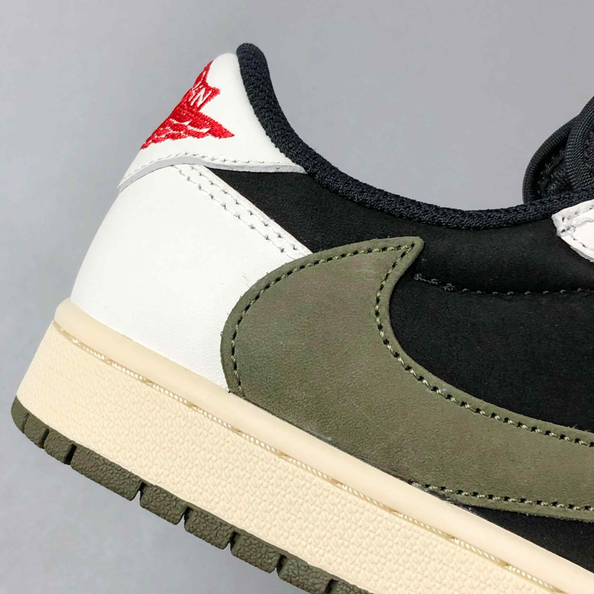 Travis Scott x Air Jordan 1 Low “Medium Olive”