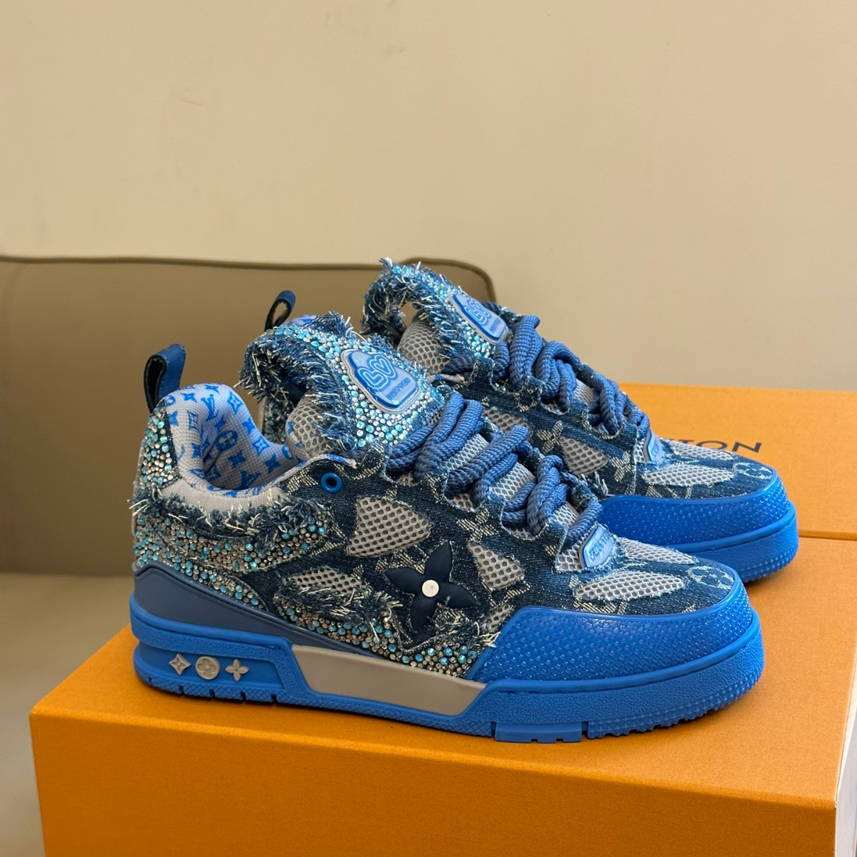 LV Skate Blue Swarovski - Exclusividade Premium | Frete Grátis | The Urban