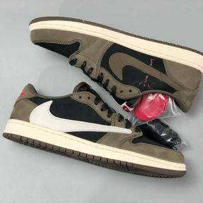 Travis Scott x Air Jordan 1 Low Retro SP Dark Mocha